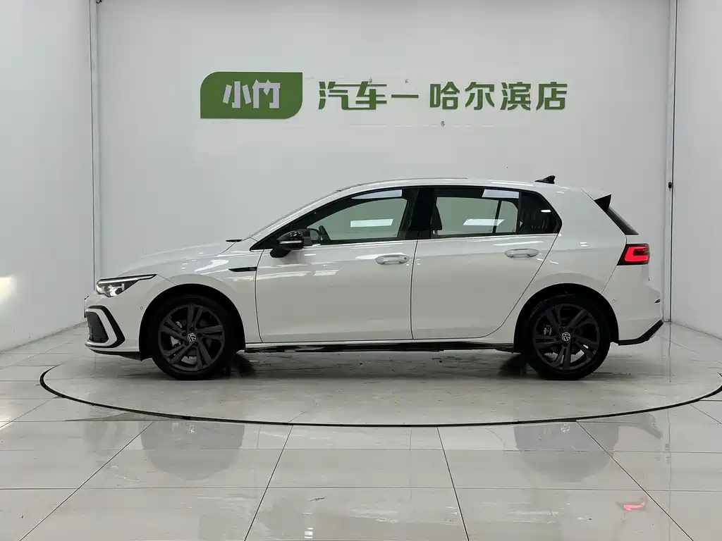 Volkswagen Golf 2022