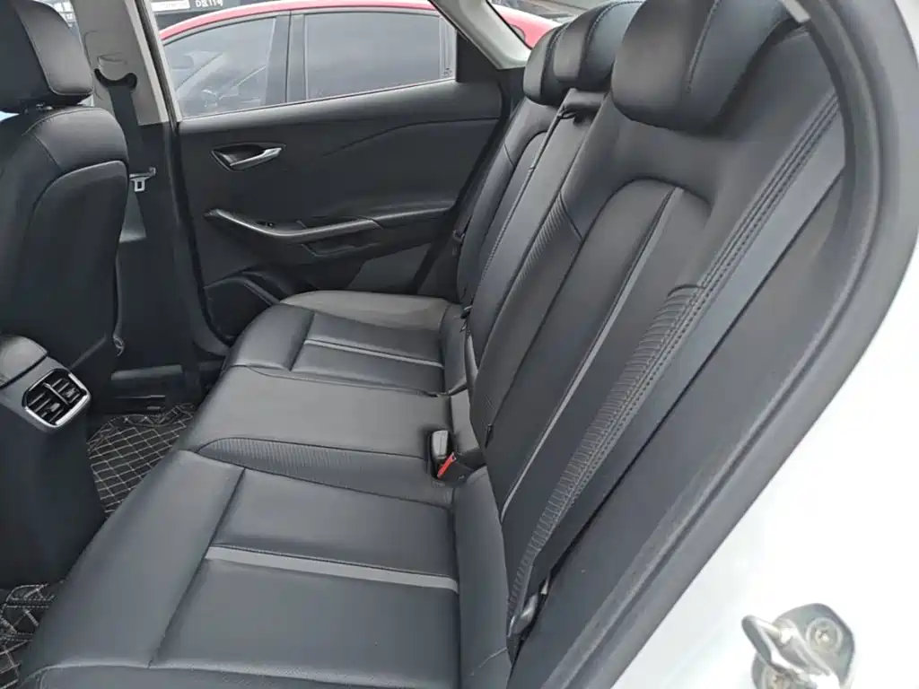 Hyundai Festa 2019 — фото 17