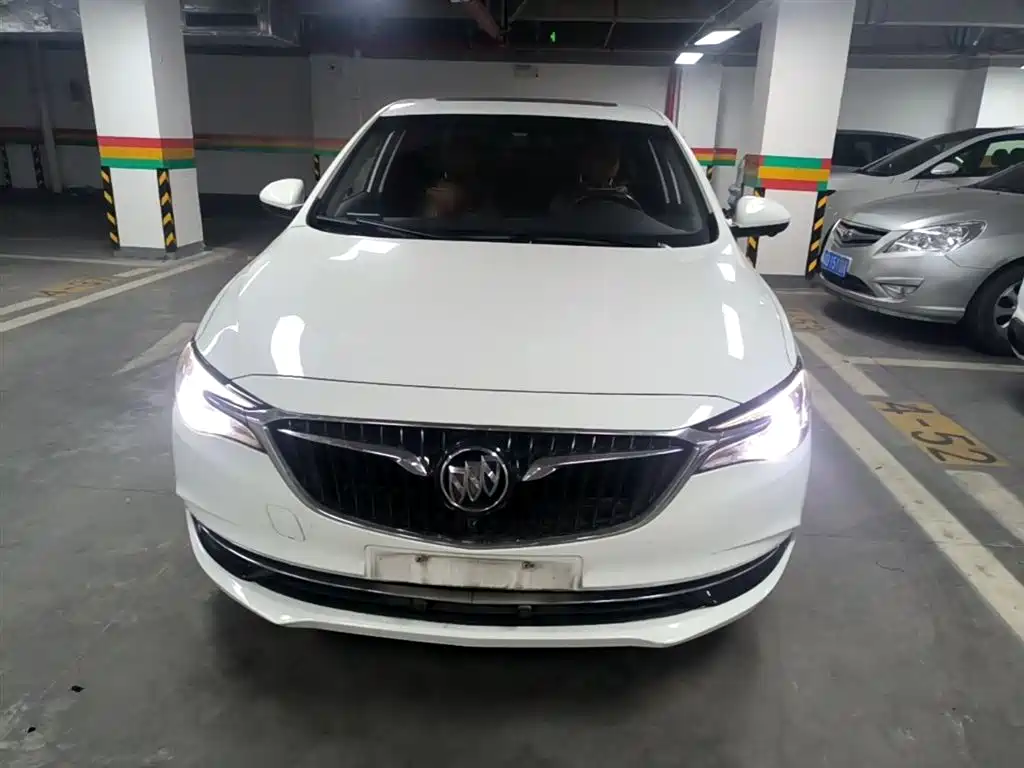 Buick Excelle 2018 — фото 3