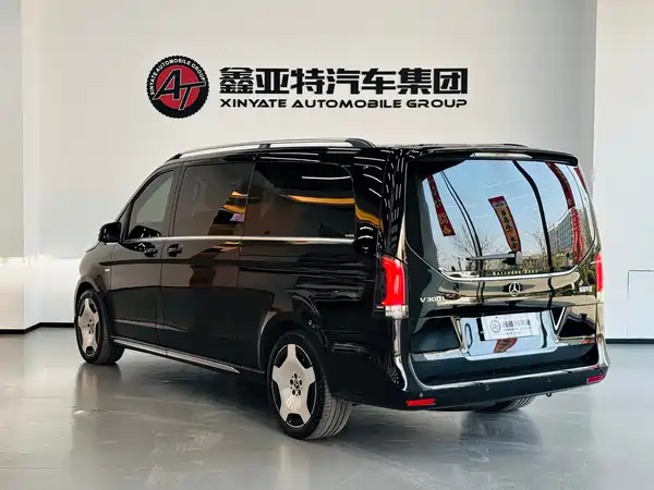Mercedes-Benz V-Class 2024