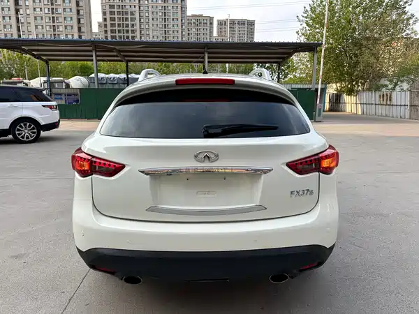 Infiniti FX 2013