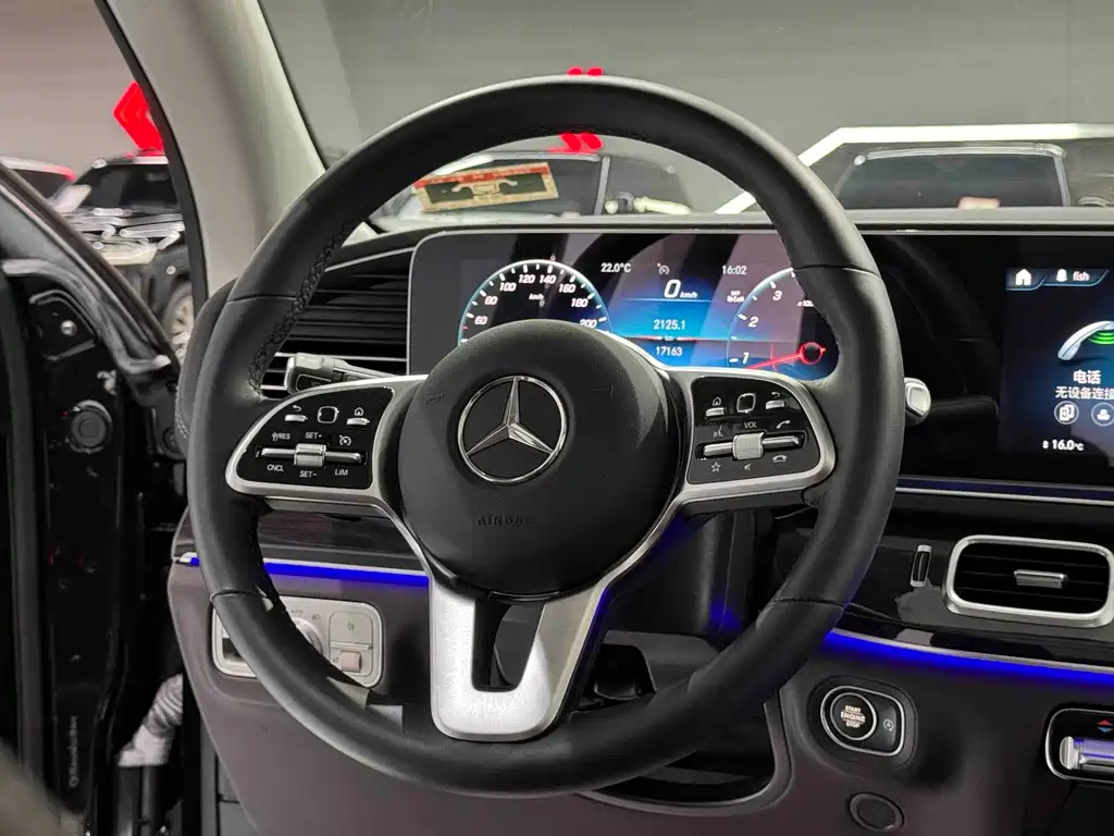 Mercedes-Benz GLE 2023 — фото 11