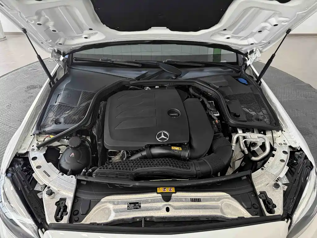 Mercedes-Benz C-Class 2020 — фото 16