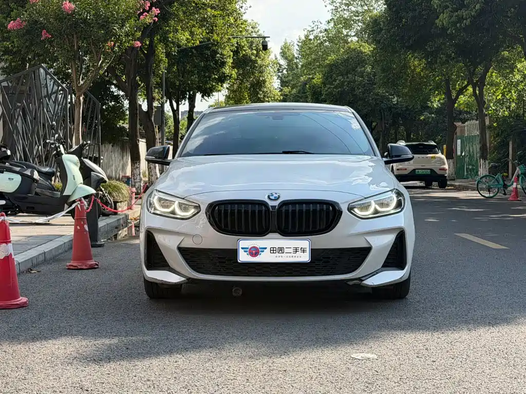 BMW 1 Series 2022