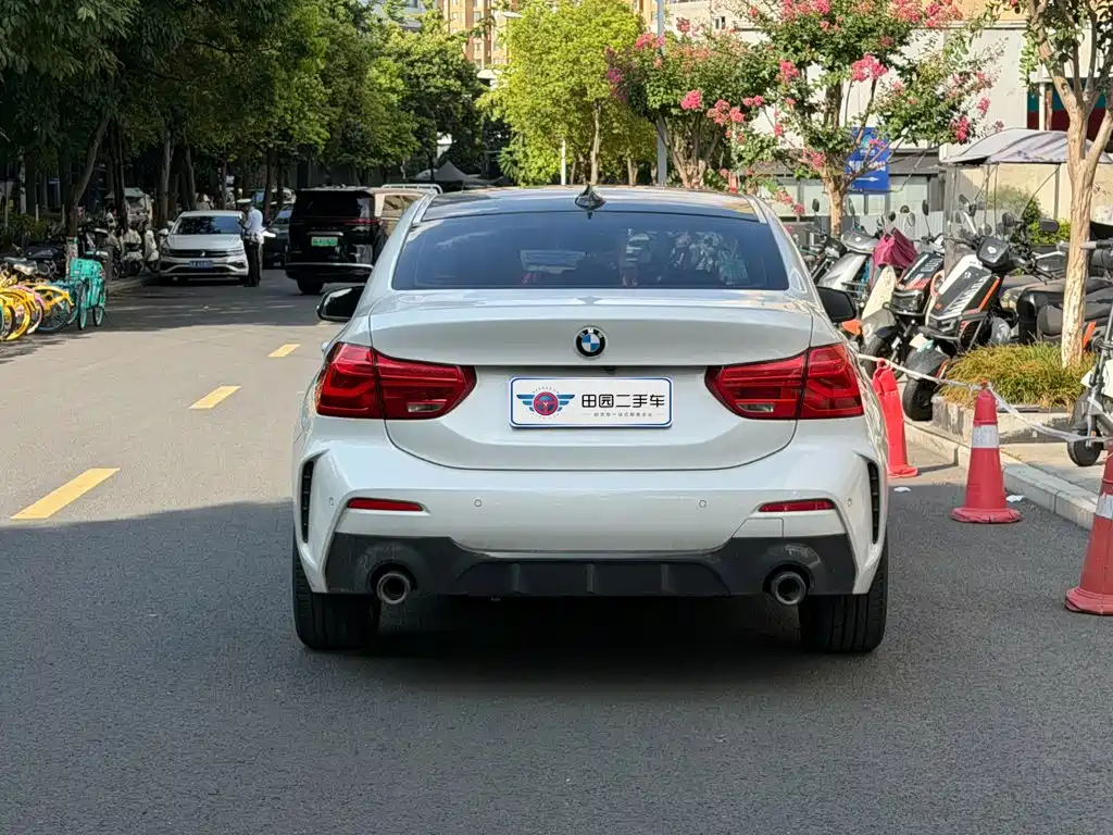 BMW 1 Series 2022