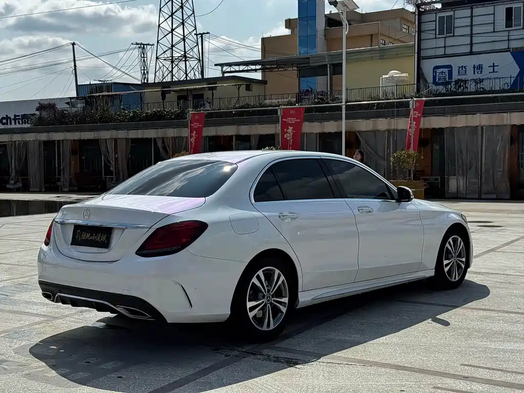 Mercedes-Benz C-Class 2020 — фото 10