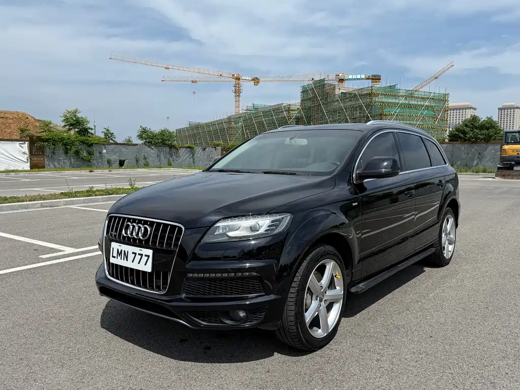 Audi Q7 2015 — фото 1