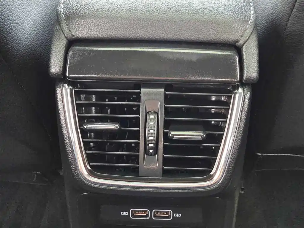Skoda Octavia 2019 — фото 13
