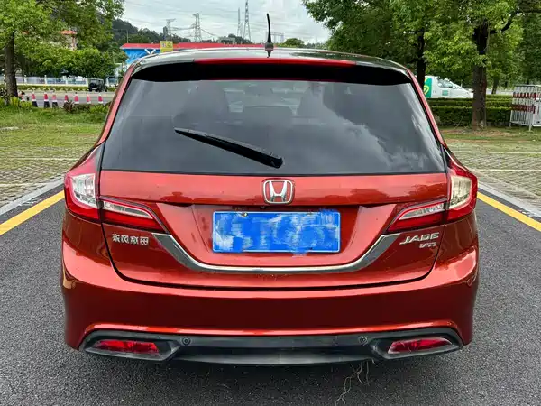 Honda Jade 2015
