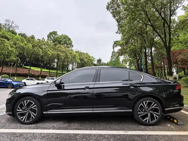 Volkswagen Magotan 2023