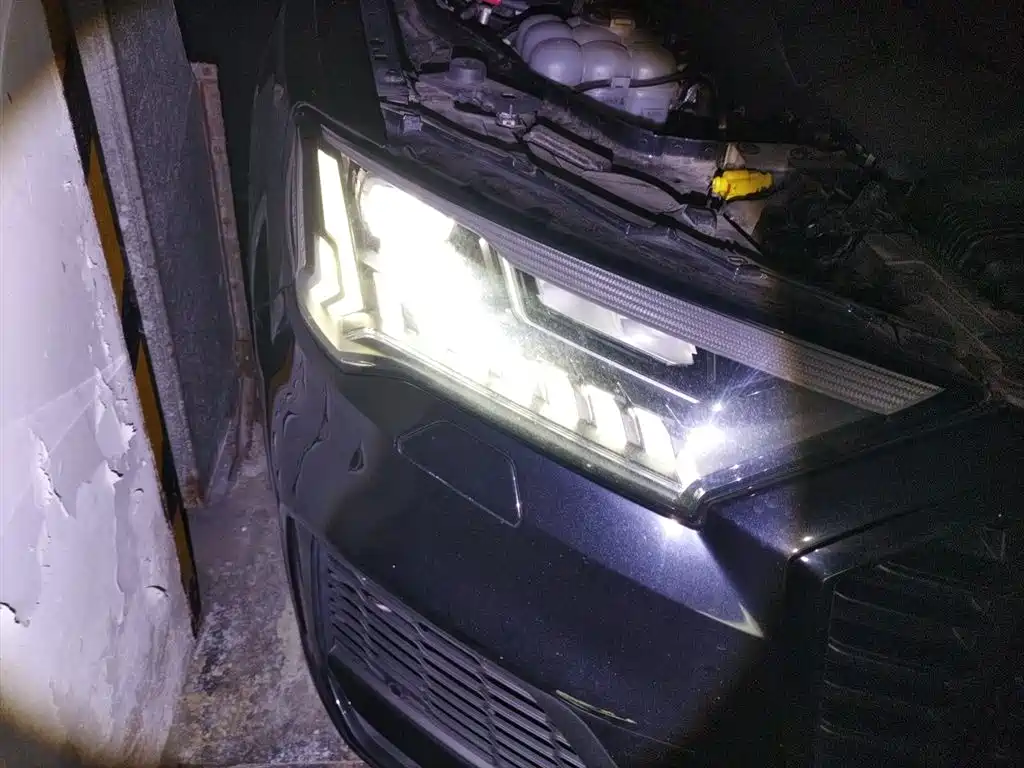 Audi Q7 2021