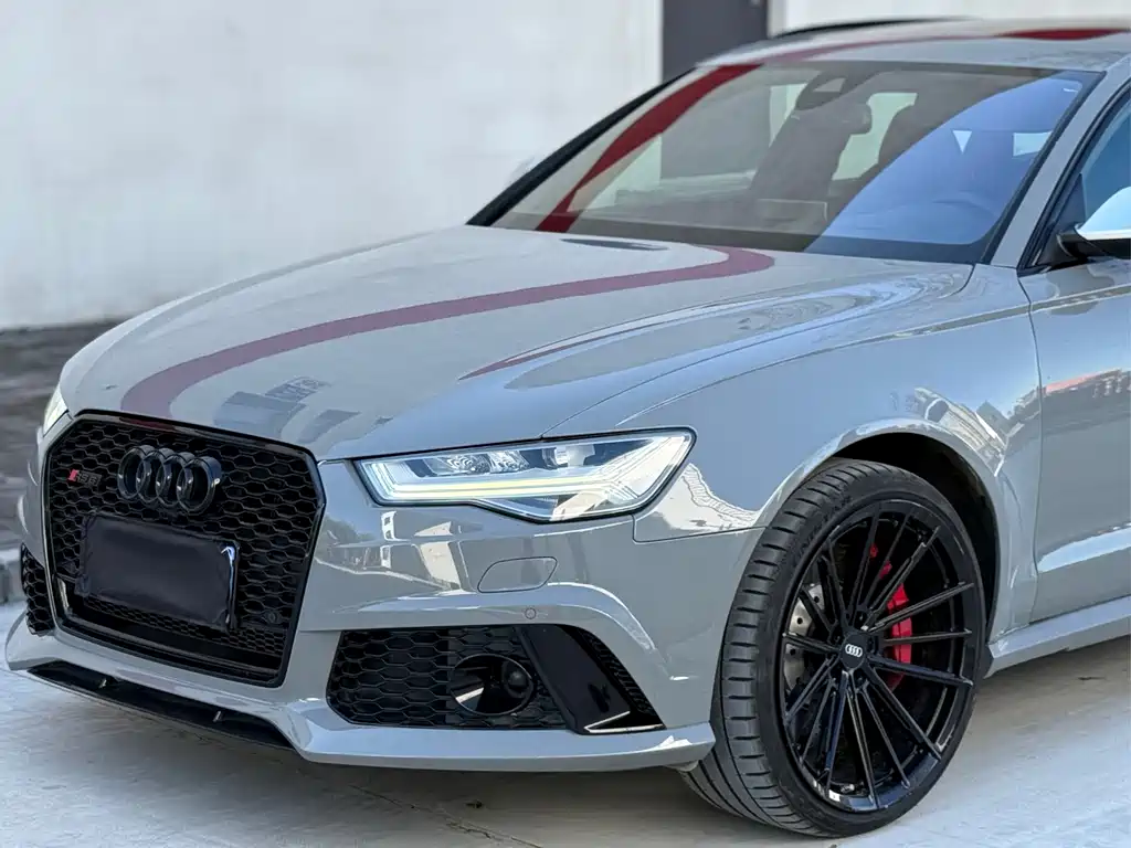 Audi RS 6 2016 — фото 6