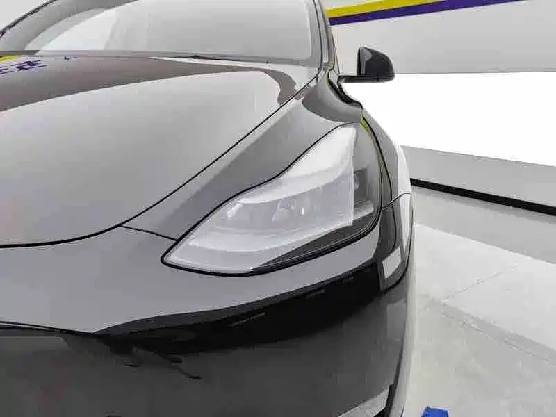 Tesla Model Y 2021 — фото 8