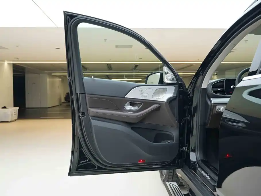 Mercedes-Benz GLS 2022 — фото 16