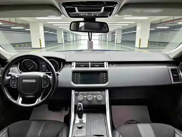 Land Rover Range Rover Sport 2016