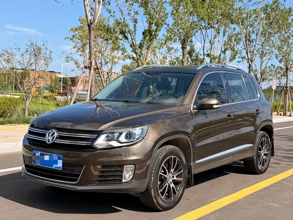 Volkswagen Tiguan 2016 — фото 1