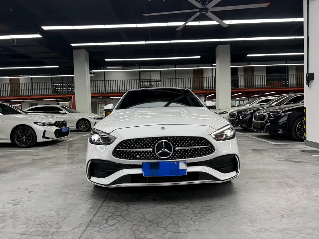 Mercedes-Benz C-Class 2022