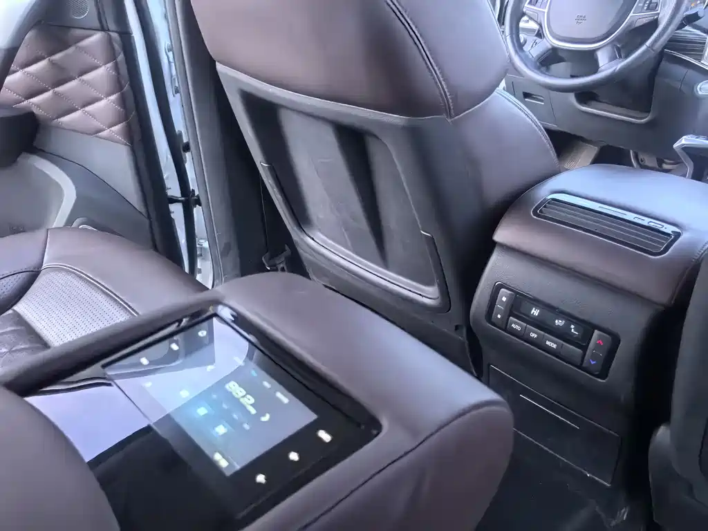 Haval H9 2021 — фото 15