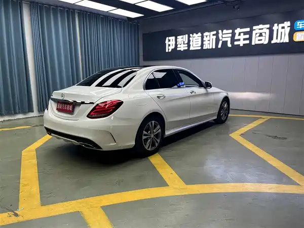 Mercedes-Benz C-Class 2018