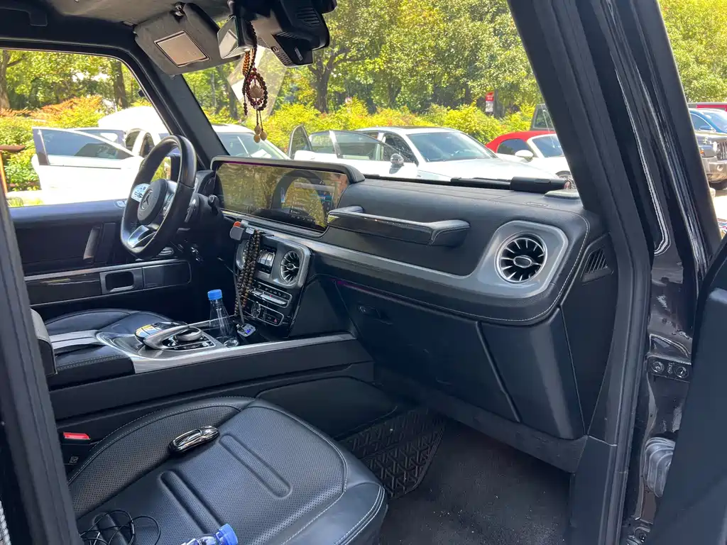 Mercedes-Benz G-Class 2023 — фото 12