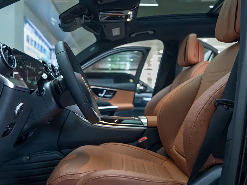 Mercedes-Benz GLC 2023 — фото 11