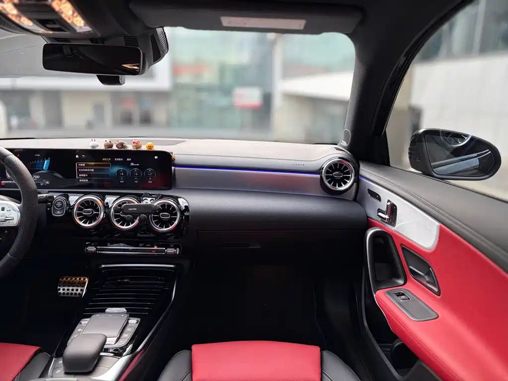 Mercedes-Benz A-Class AMG 2022 — фото 16