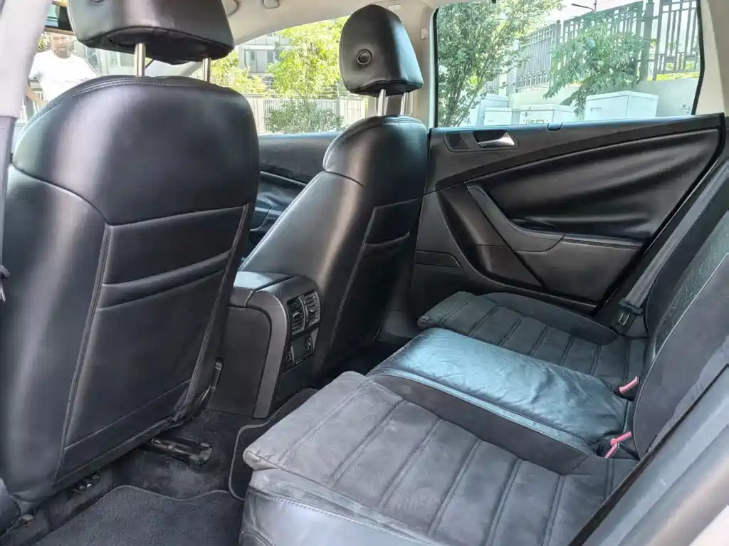 Volkswagen Passat 2011