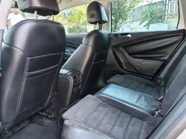 Volkswagen Passat 2011