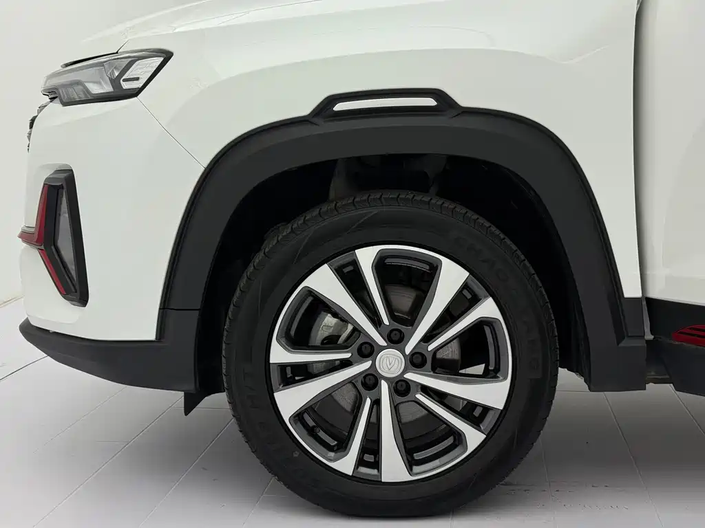 Changan CS35PLUS 2022 — фото 20