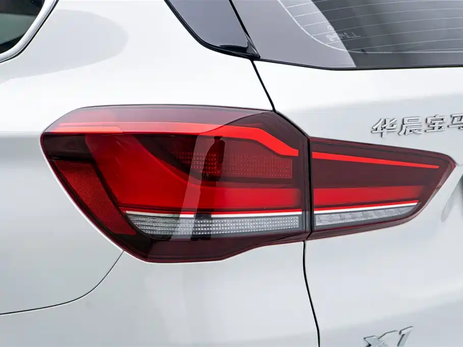 BMW X1 2023 — фото 13
