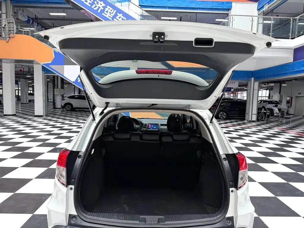 Honda Vezel 2022 — фото 12