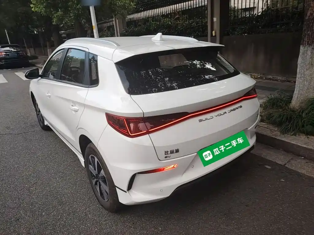 BYD e2 2023