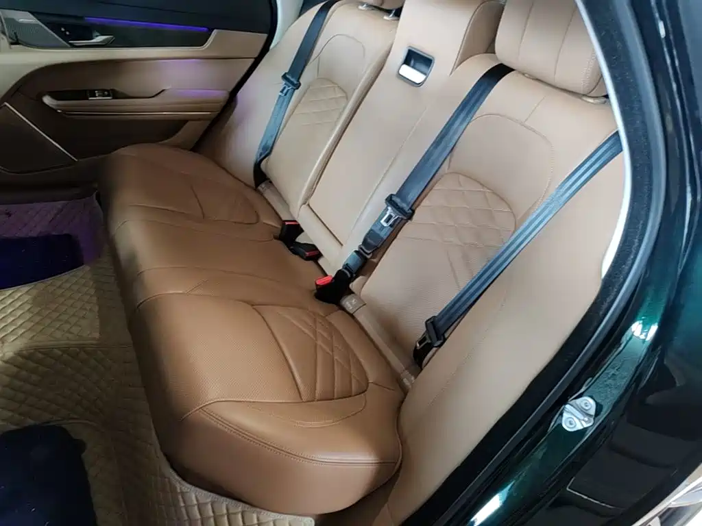 Jaguar XFL 2024 — фото 17