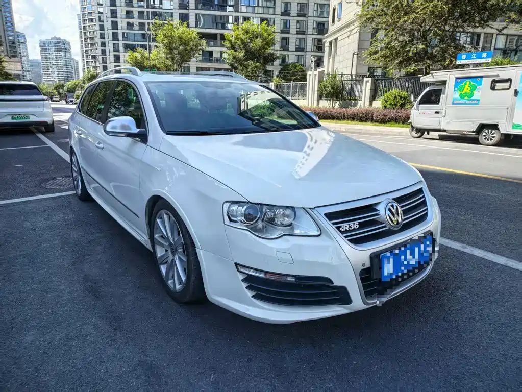 Volkswagen Passat 2011