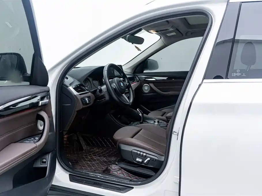 BMW X1 2023 — фото 16