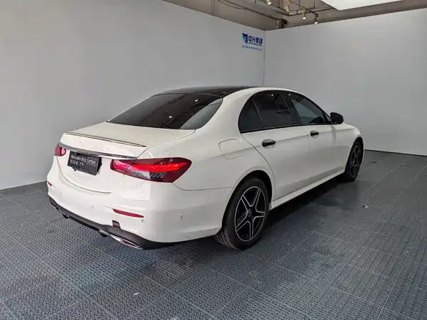 Mercedes-Benz E-Class 2021