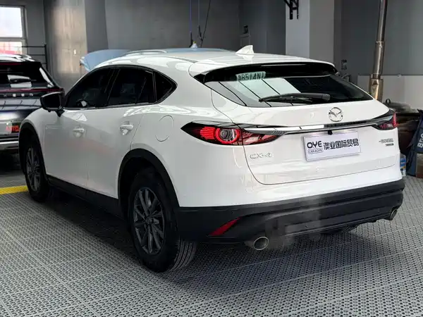 Mazda CX-4 2021