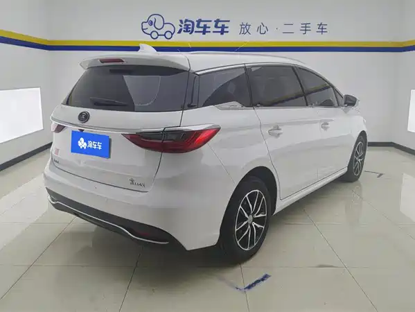 BYD Song MAX 2017