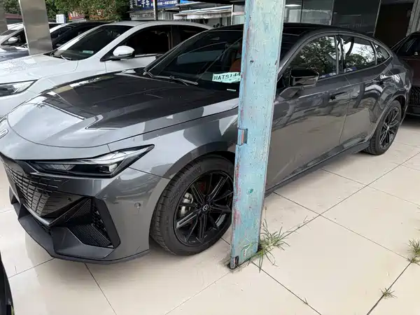Changan UNI-V 2022