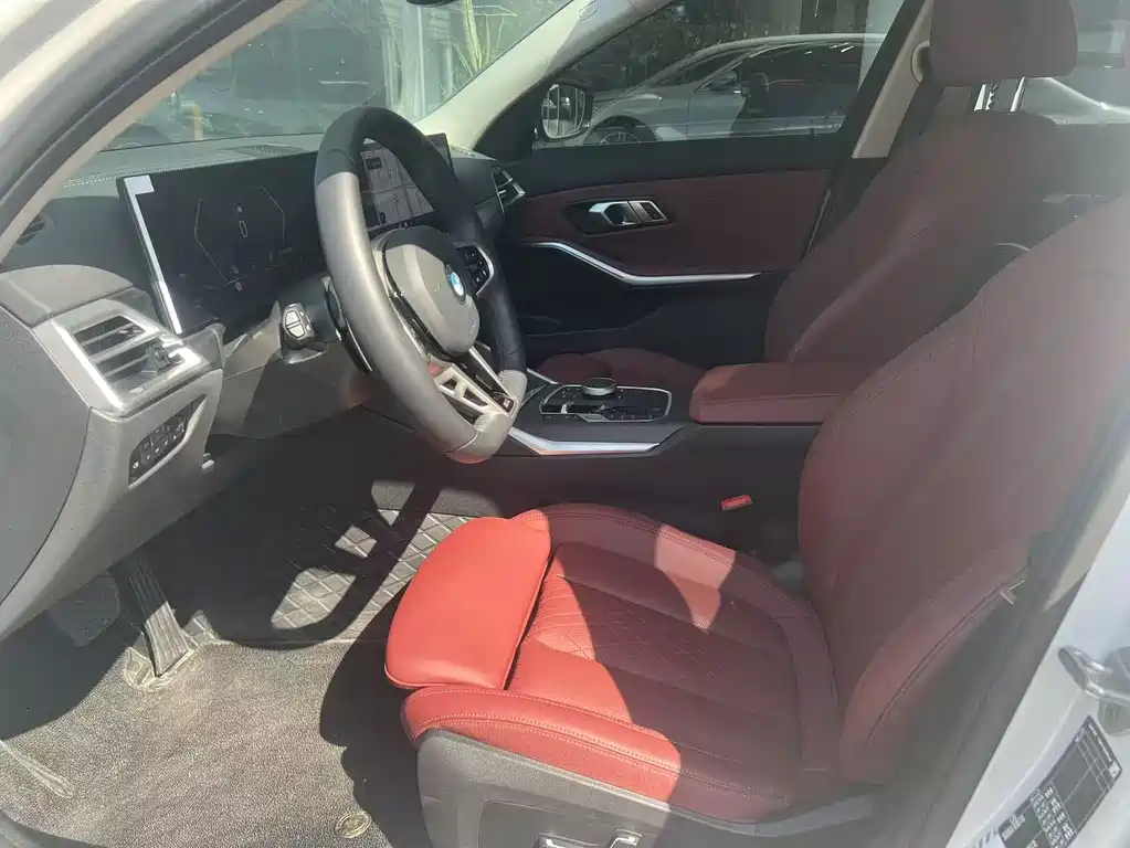 BMW 3 Series 2025