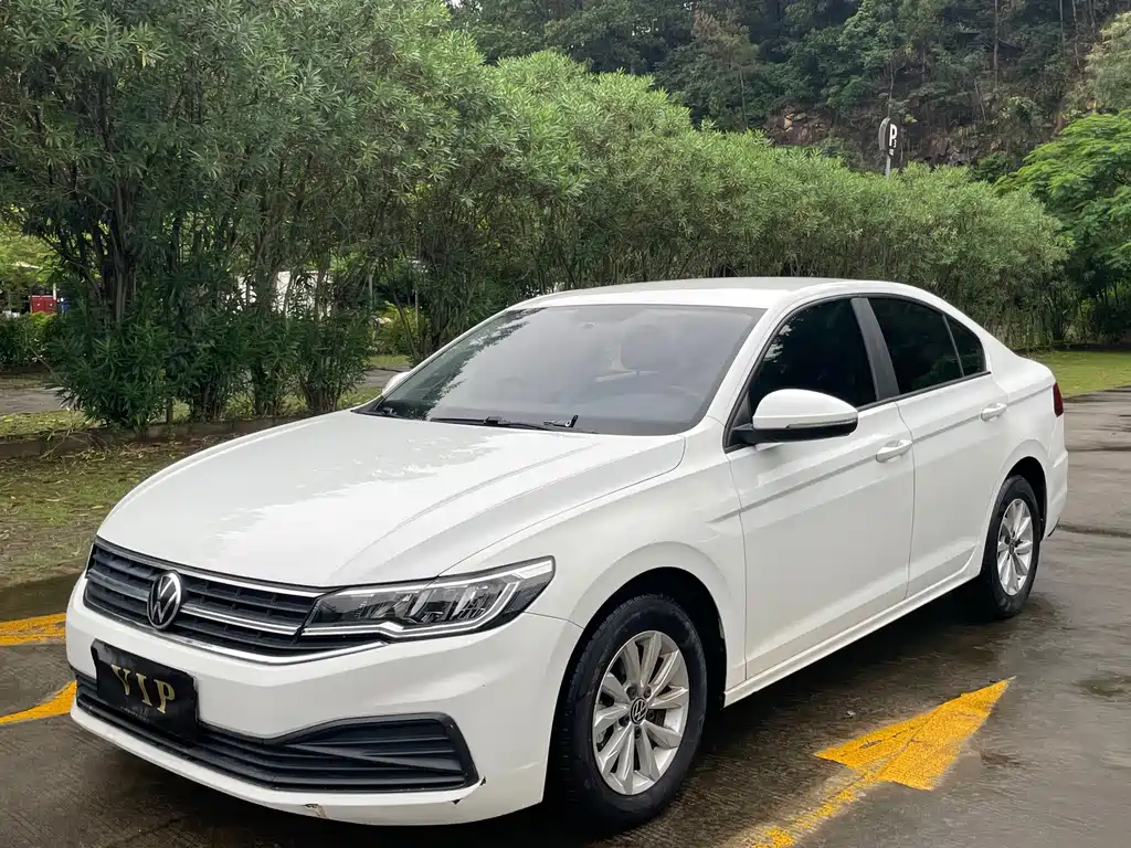 Volkswagen Bora 2022