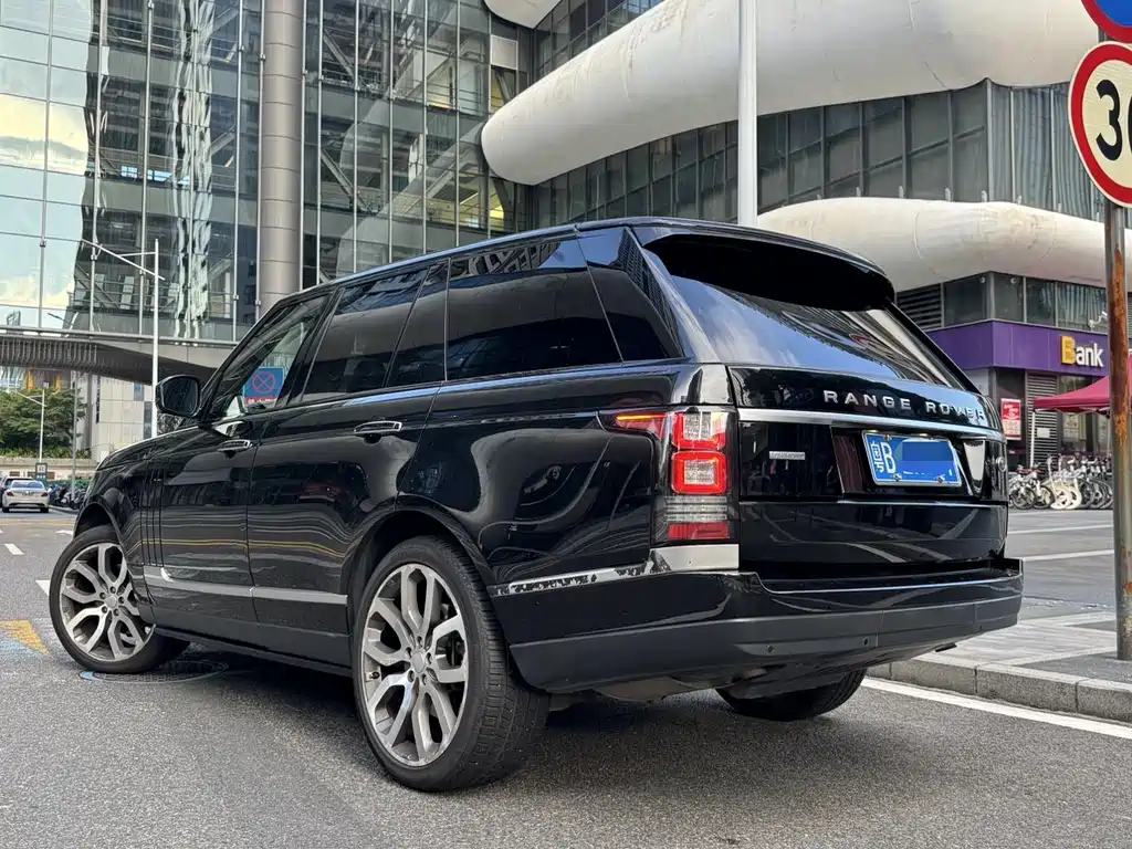 Land Rover Range Rover 2015 — фото 14