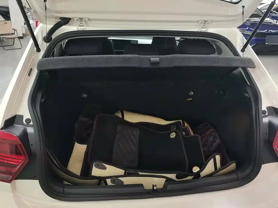 Volkswagen Polo 2021