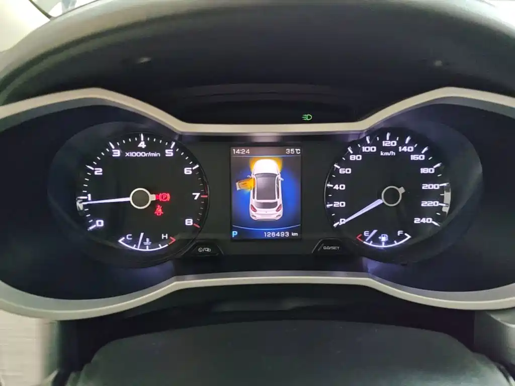 Geely Emgrand GS 2019 — фото 12