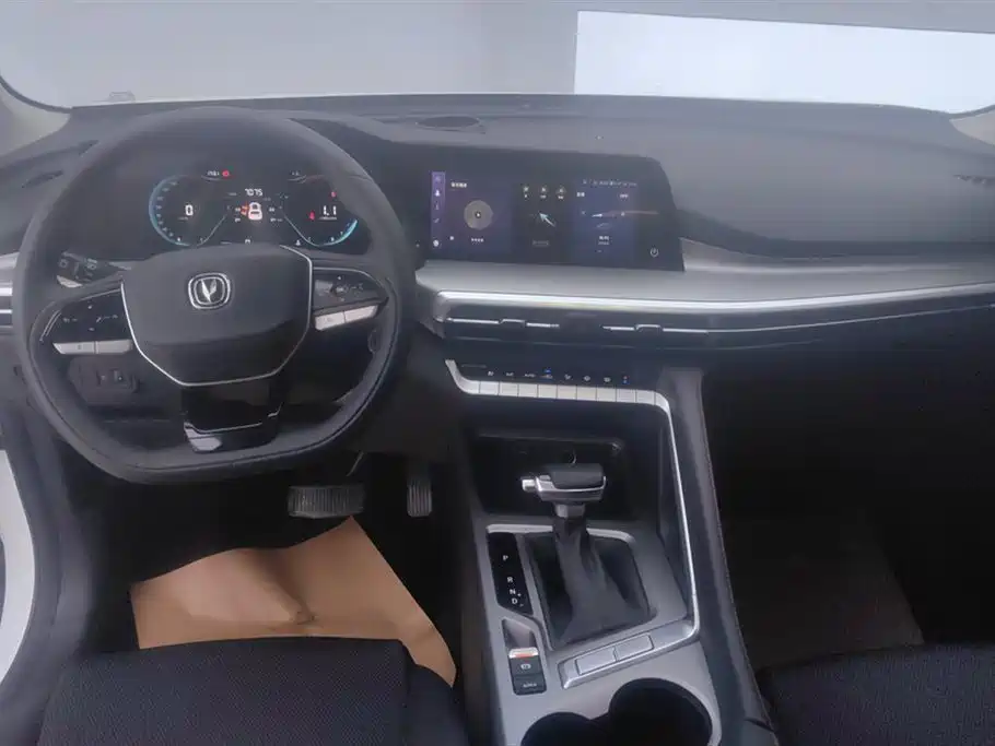 Changan CS35PLUS 2025 — фото 12