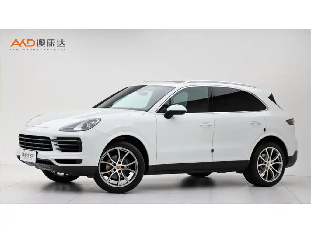 Porsche Cayenne 2023 — фото 1
