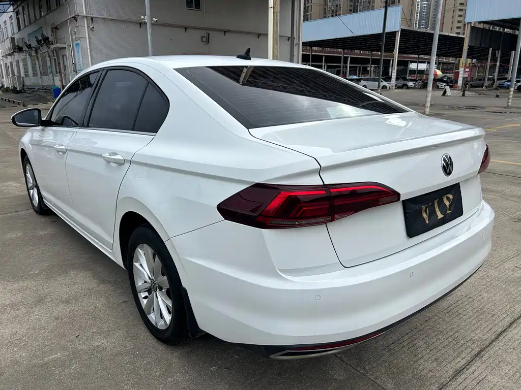 Volkswagen Bora 2021