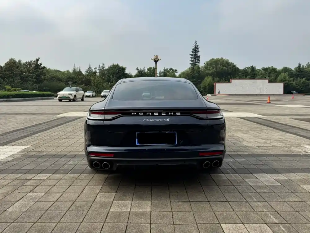 Porsche Panamera 2023 — фото 12