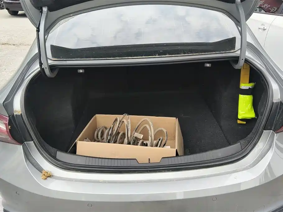 Chevrolet Malibu XL 2024 — фото 4