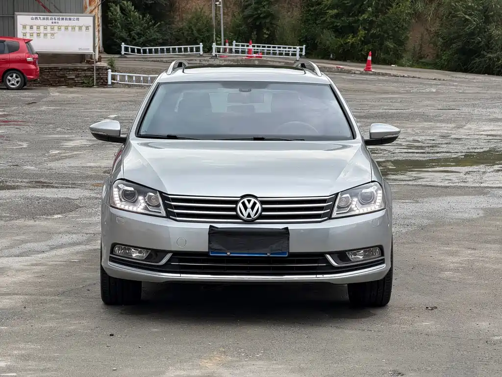 Volkswagen Magotan 2014